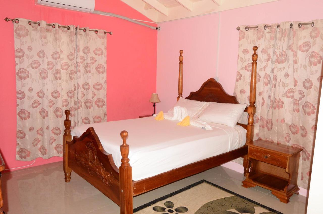 Willa Josan'S Haven Ocho Rios Zewnętrze zdjęcie